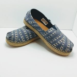 🎈Save up to 40%🎈TOMS Batik Espadrilles